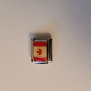 VINTAGE Italian Link Charm Bracelet Charm-Canada Flag